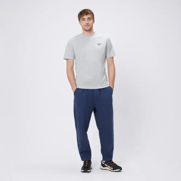 Футболка мужская REEBOK CODY SMALL LOGO CREW NECK SS TEE