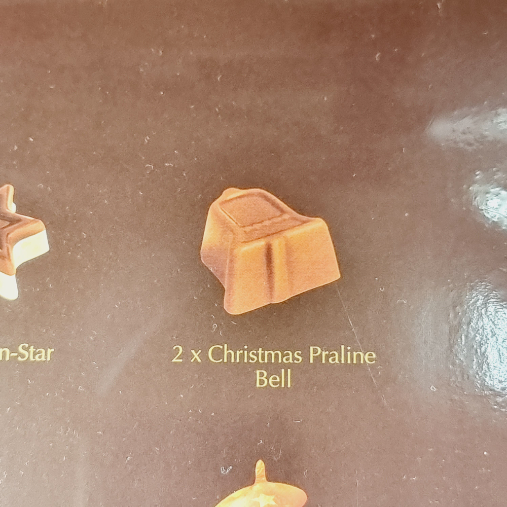 Адвент-календарь Lindt Christmas tradition с шоколадными конфетами ассорти 253 г (Из Финляндии)