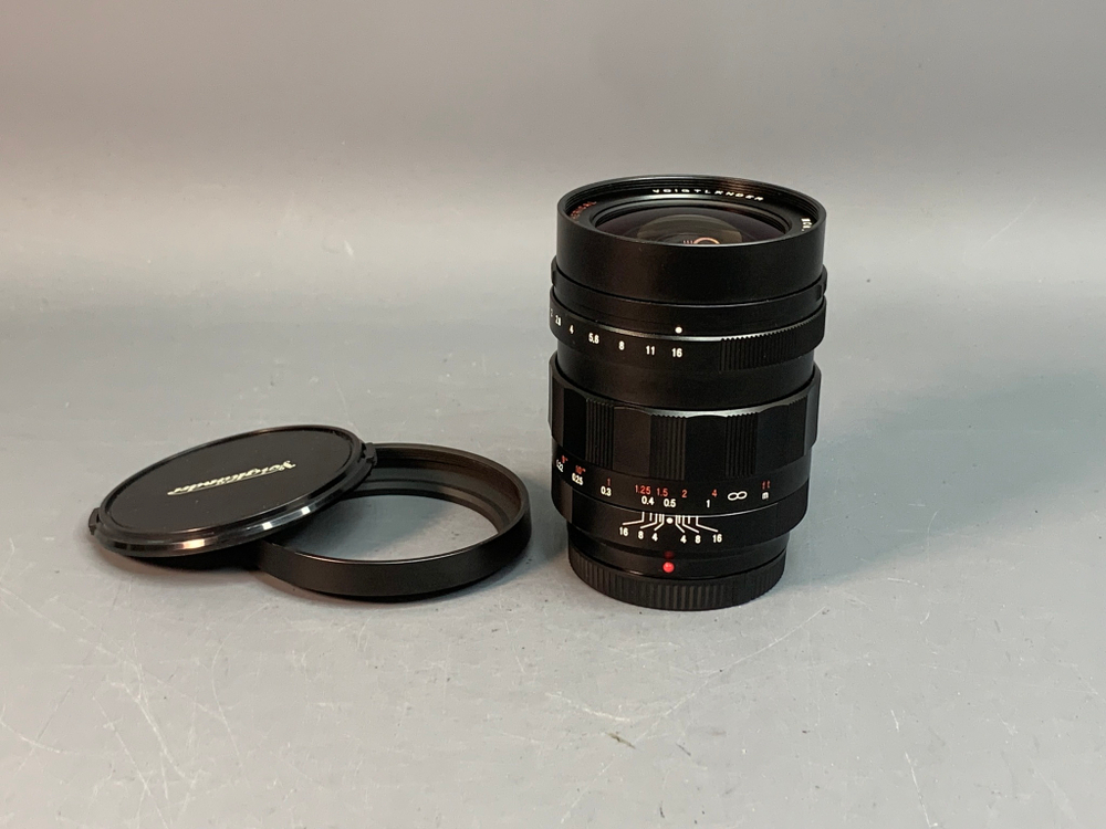 Voigtlander Nokton 17.5mm f/0.95 Aspherical MFT
