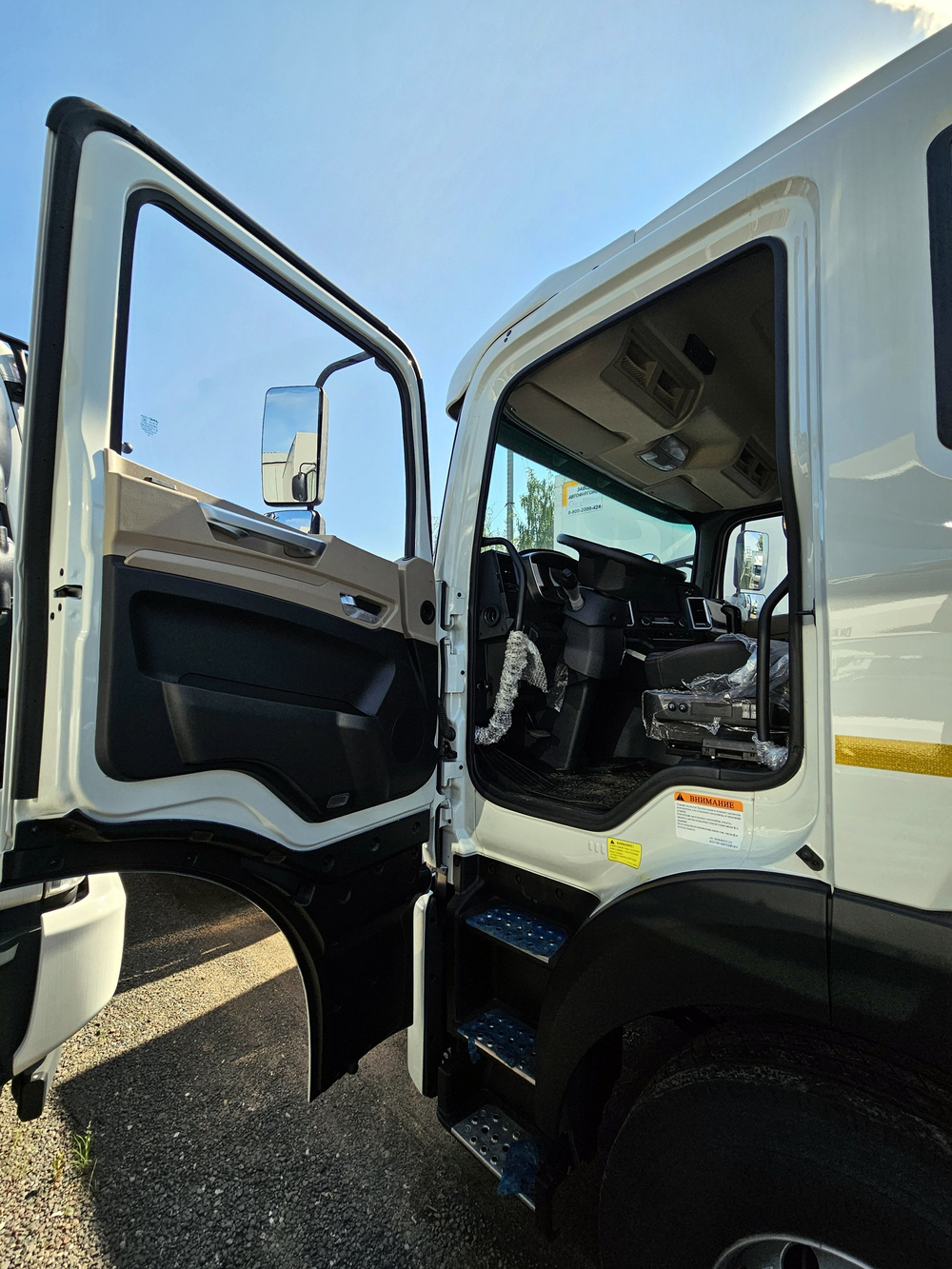 JAC N200 SHORT бортовой грузовик