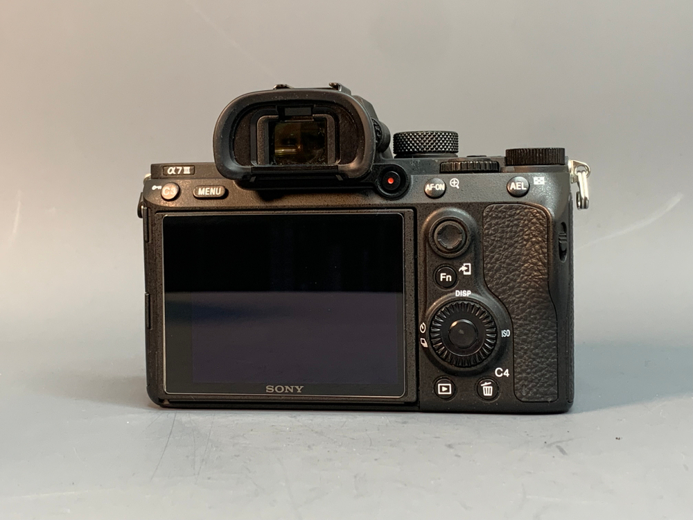 Sony A7 III 16.325 кадров