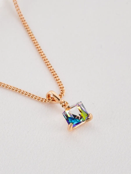 Кулон-кубик Миражи с зеленым кристаллом Swarovski в позолоте