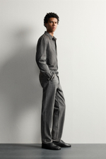 ДЖИНСЫ REGULAR FIT — ZARA · 1300/300