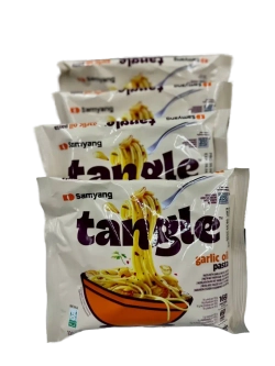 Паста Фетучини в чесночном масле Samyang Tangle, 4шт