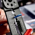 Клещи зажимные для опрессовки чёрное лакирование 240 мм Knipex 97 22 240