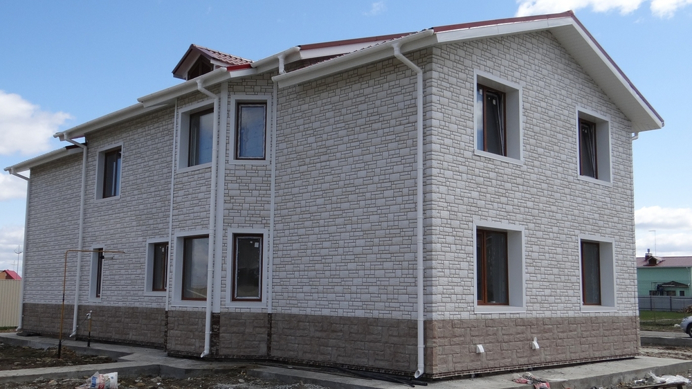 Тройник 45˚ для водосточной трубы LUX, пломбир