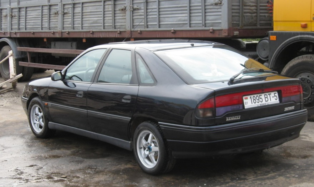 Арка правая Renault Safrane 1992-2000