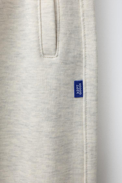 ZARA ОДНОТОННЫЕ БРЮКИ-ДЖОГГЕРЫ С НАШИВКОЙ, ЭКРЮ/МЕЛАНЖ