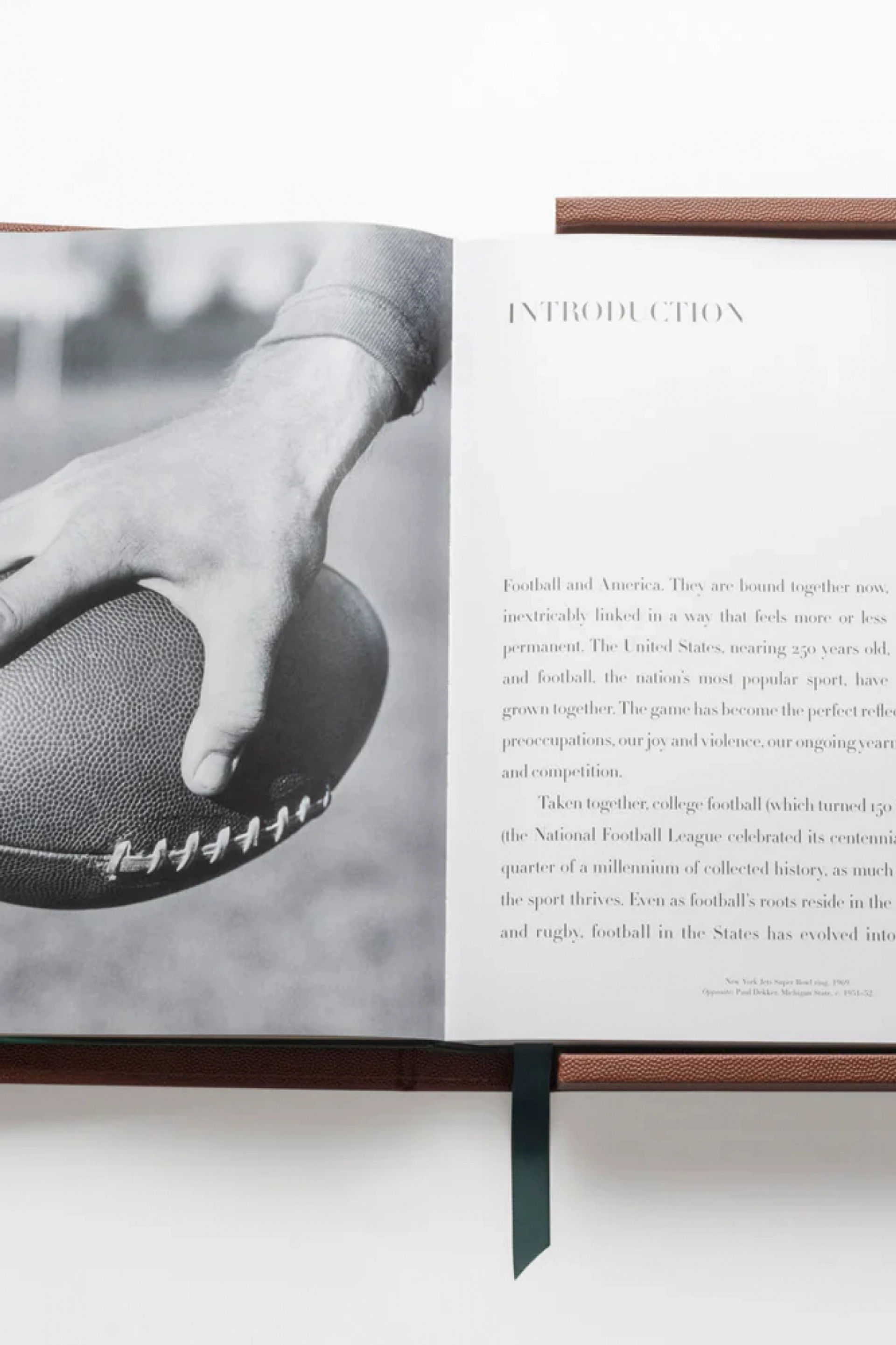 Книга Assouline Football: The Impossible Collection