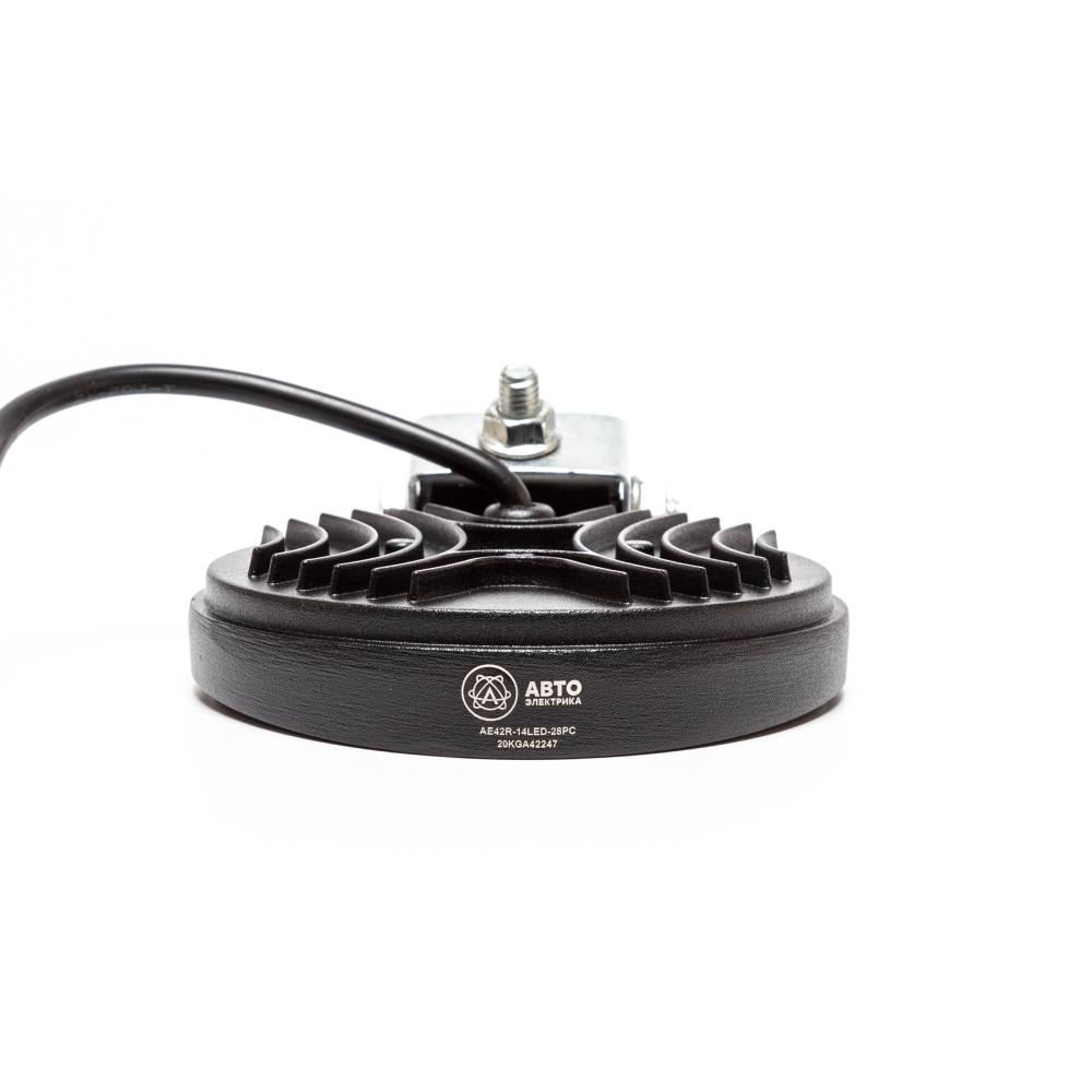 AE42R-14LED-28PC Фара светодиодная дополнительная, круглая SLIM 115*28*142, рассеянный свет, 14 диодов, крепление по центру, 42 Вт, 10-30 В