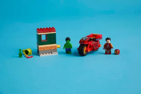 Конструктор LEGO Marvel 76287 Железный человек на мотоцикле и Халк