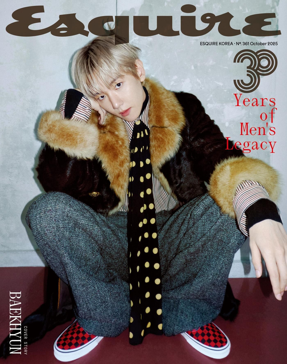 публикация esquire - 2025.10 BAEKHYUN C Type