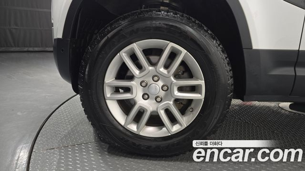 Land Rover Defender 110 D240 S — 2020