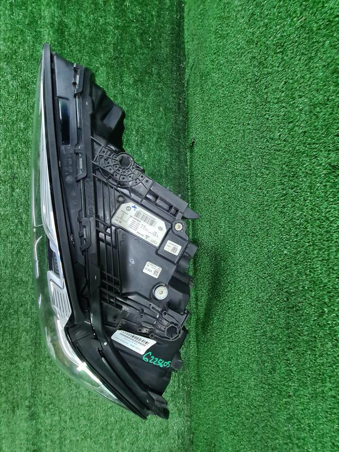 Фара левая BMW 5er G30 (2020-2023) LED
