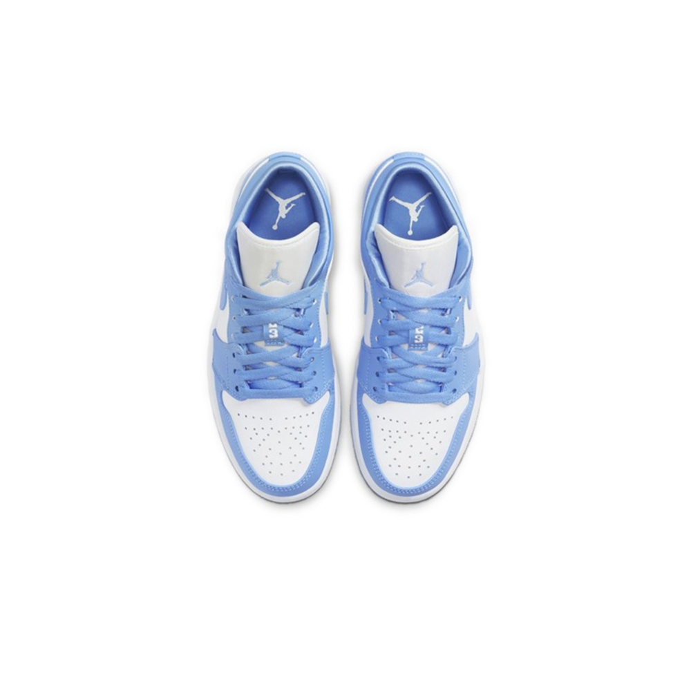 alt="Кроссовки Jordan 1 Low расцветка UNC арт. AO9944-441 вид спереди"