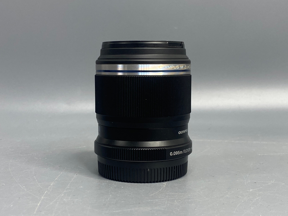 Olympus ED 30mm 3.5 Macro