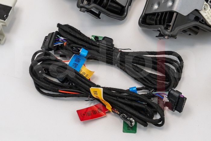 Автоматические доводчики на 4 двери для BMW 1/2/8 серии X1/X2/X3/X4 2014-2023 - RDL-SAA-Z04