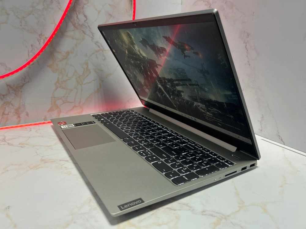 Ноутбук Lenovo Ideapad S340-15API. Конфигурация: Ryzen 7 3700U/12GB/256GB/Radeon Vega 10/DOS/FHD