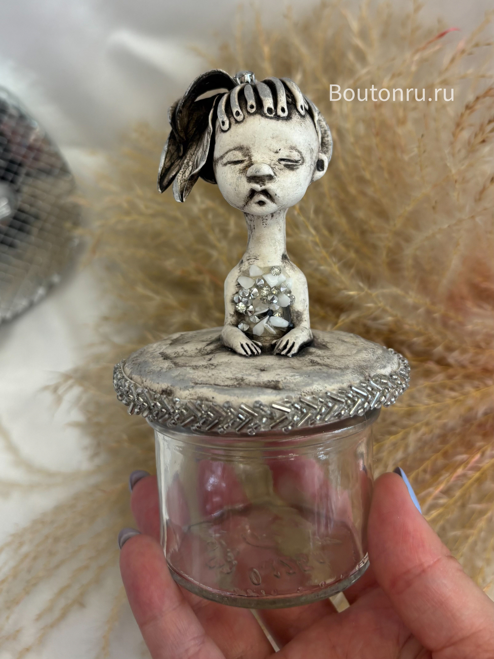 Маленькая баночка ручной работы