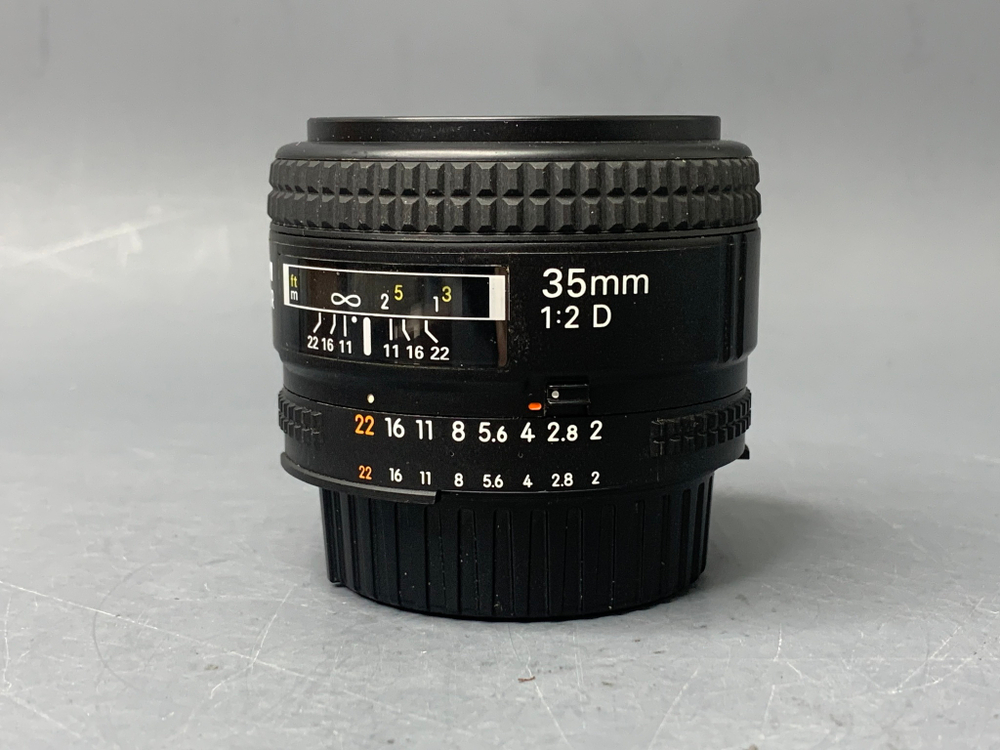 Nikon 35mm 2D AF Nikkor