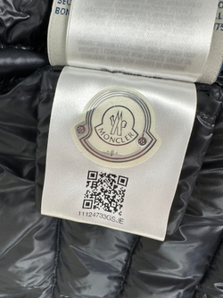 Пуховик Moncler