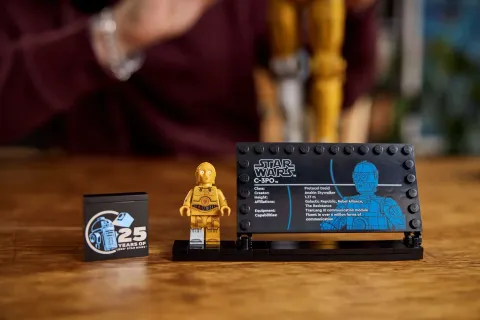 Конструктор LEGO Star Wars 75398 C-3PO