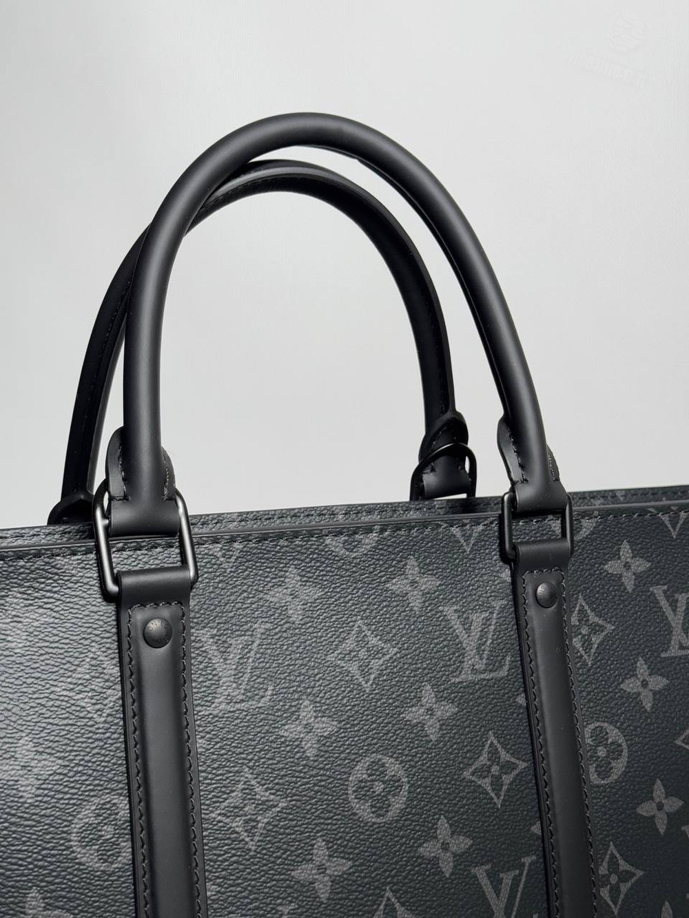Портфель Louis Vuitton