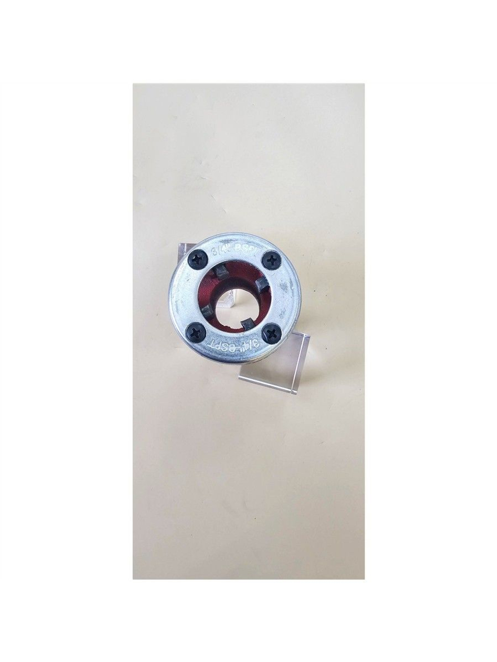 Клуппы трубные набор 4 клуппов трубных 1/2"-1 1/4" BSPT с трещоткой