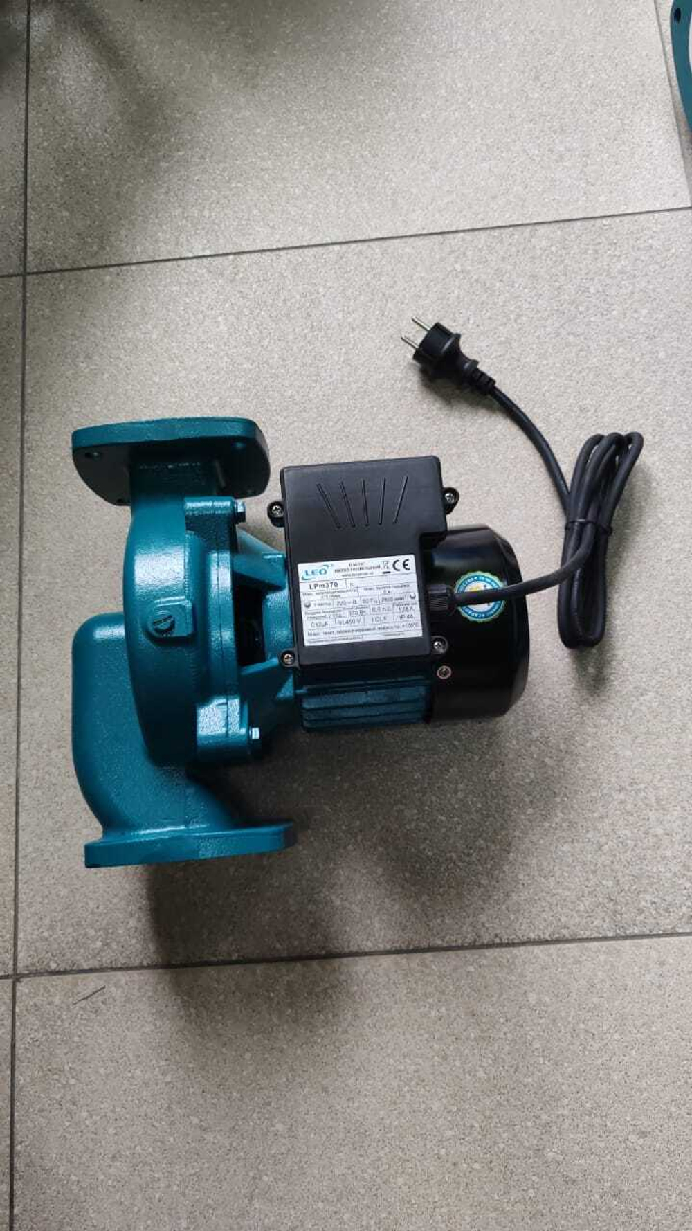 Насос циркуляционный фланцевый LEO модель LPm370