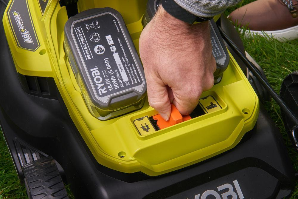 Газонокосилка Ryobi RY18LMH37A-250 5133004583