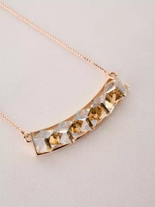 Колье Мираж с дорожкой кубиков Swarovski цвета шампань