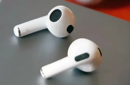 Беспроводные наушники Apple AirPods 3 MagSafe Charging Case, белый