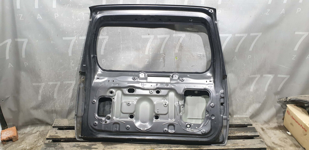 Крышка багажника Suzuki  Grand Vitara  Б/У Оригинал 6910065850
