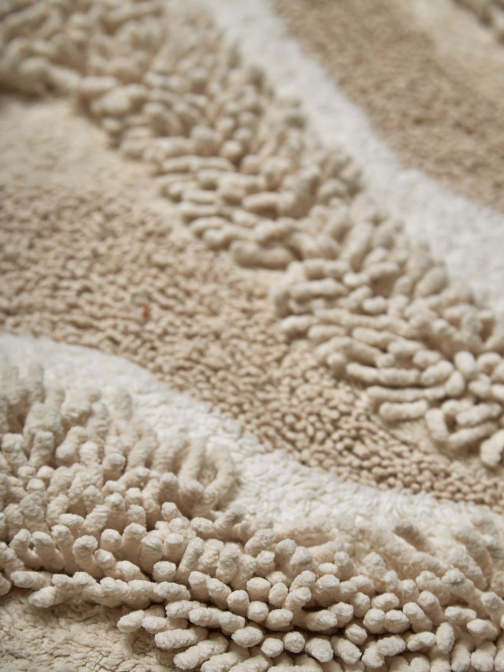Коврик для ванной Sands бежевого цвета из коллекции Ethnic, 50x80 см