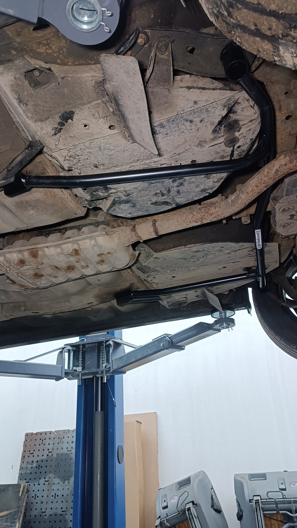 Усилитель заднего подрамника спереди c креплениям к лонжеронам Subaru XV 1 (GP) (ПОД ЗАКАЗ)