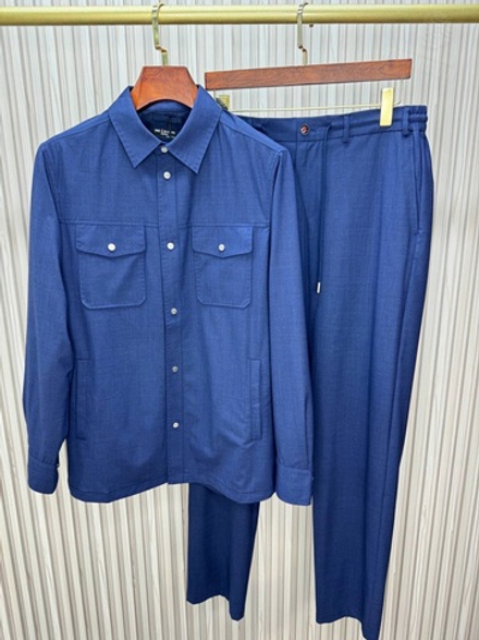 Прогулочный костюм Kiton