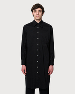 MM6 MAISON MARGIELA РУБАШКА МУЖСКАЯ ДЛИННАЯ С ПРИНТОМ НА СПИНЕ