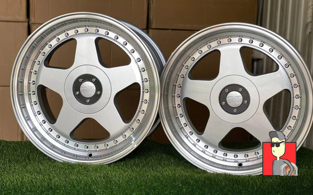 Комплект дисков OZ Future 15x7 et35 4x100/4x114.3
