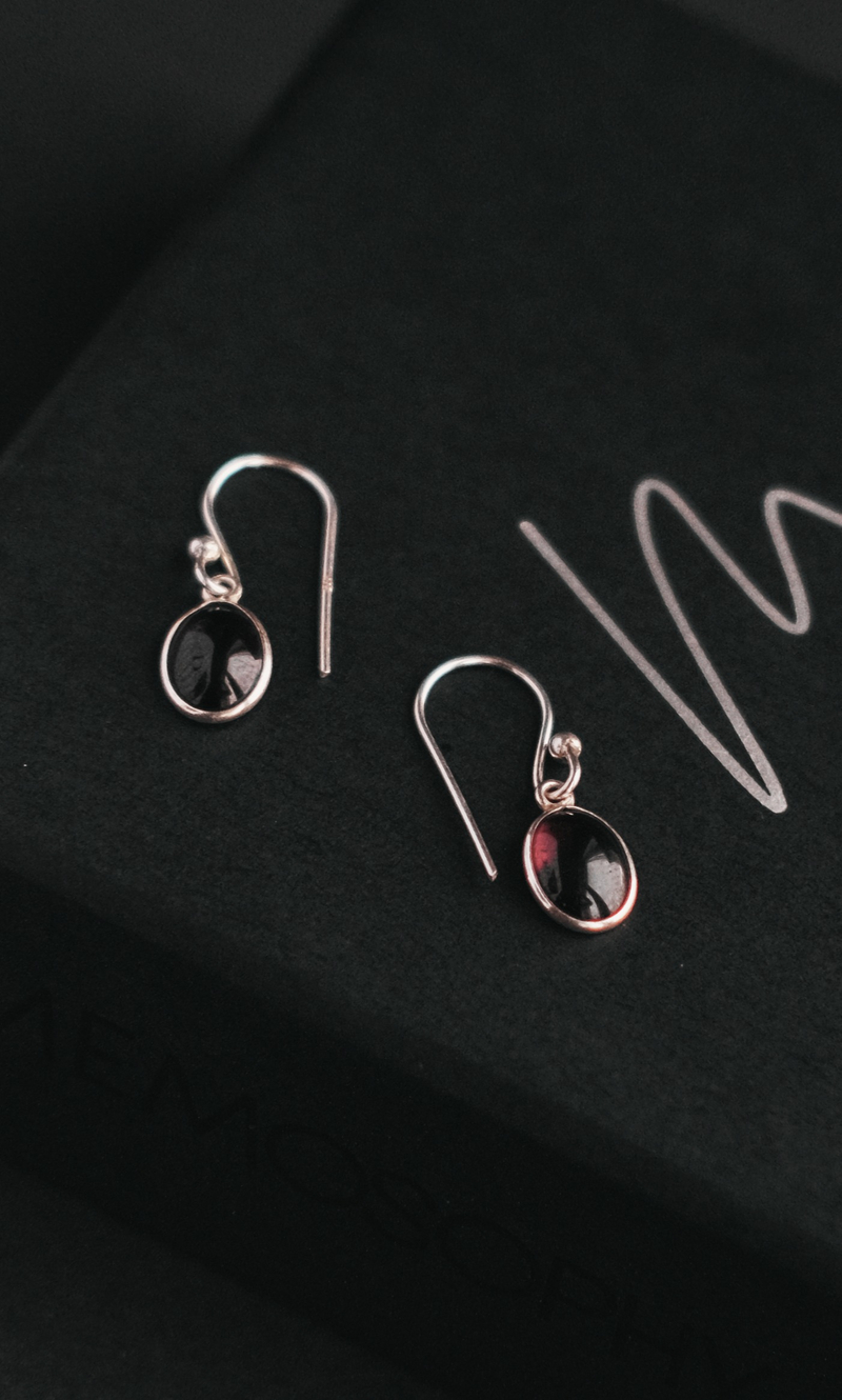 Серьги mini "Memo about Soulmate" с гранатом, серебро 925