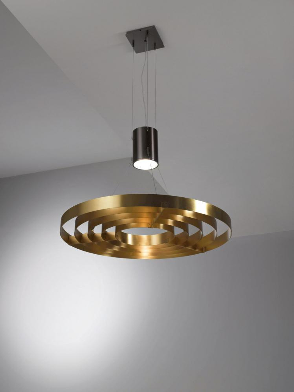 Dark Light MA 10