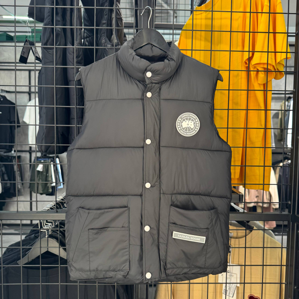 Жилетка Canada Goose black