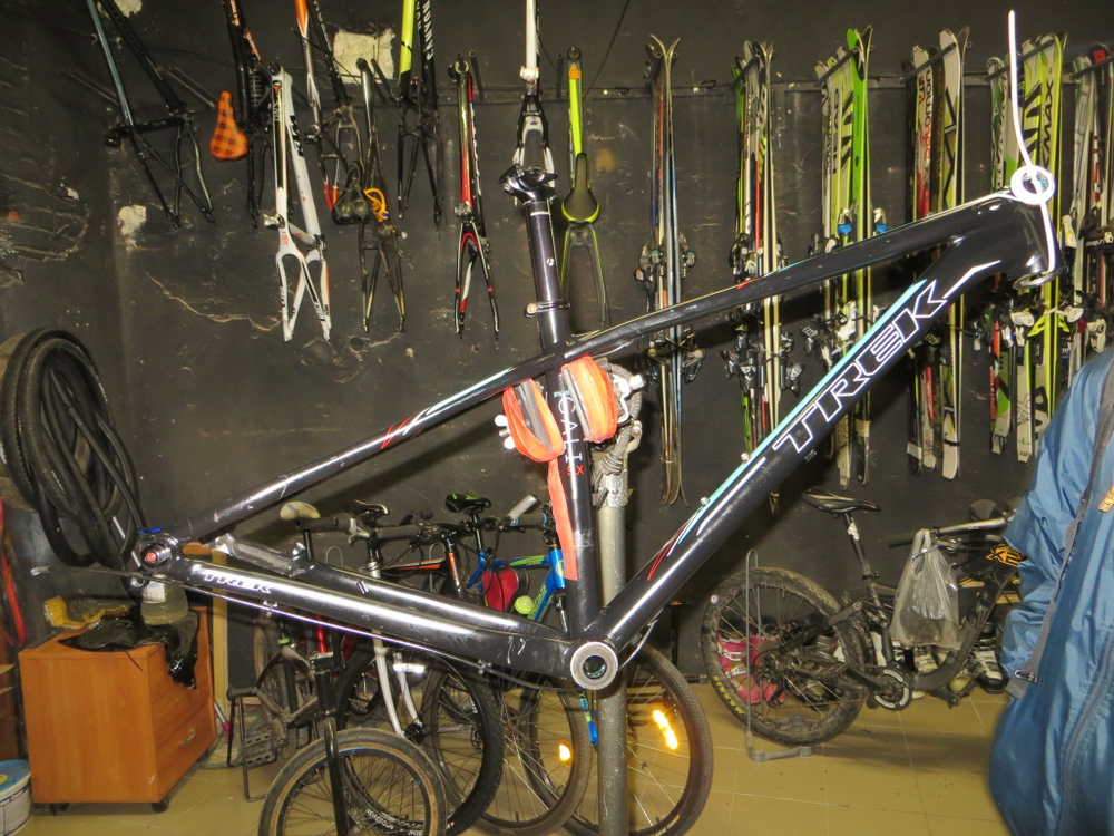 Рама велосипеда Trek Cali SLX 27,5 14,5"