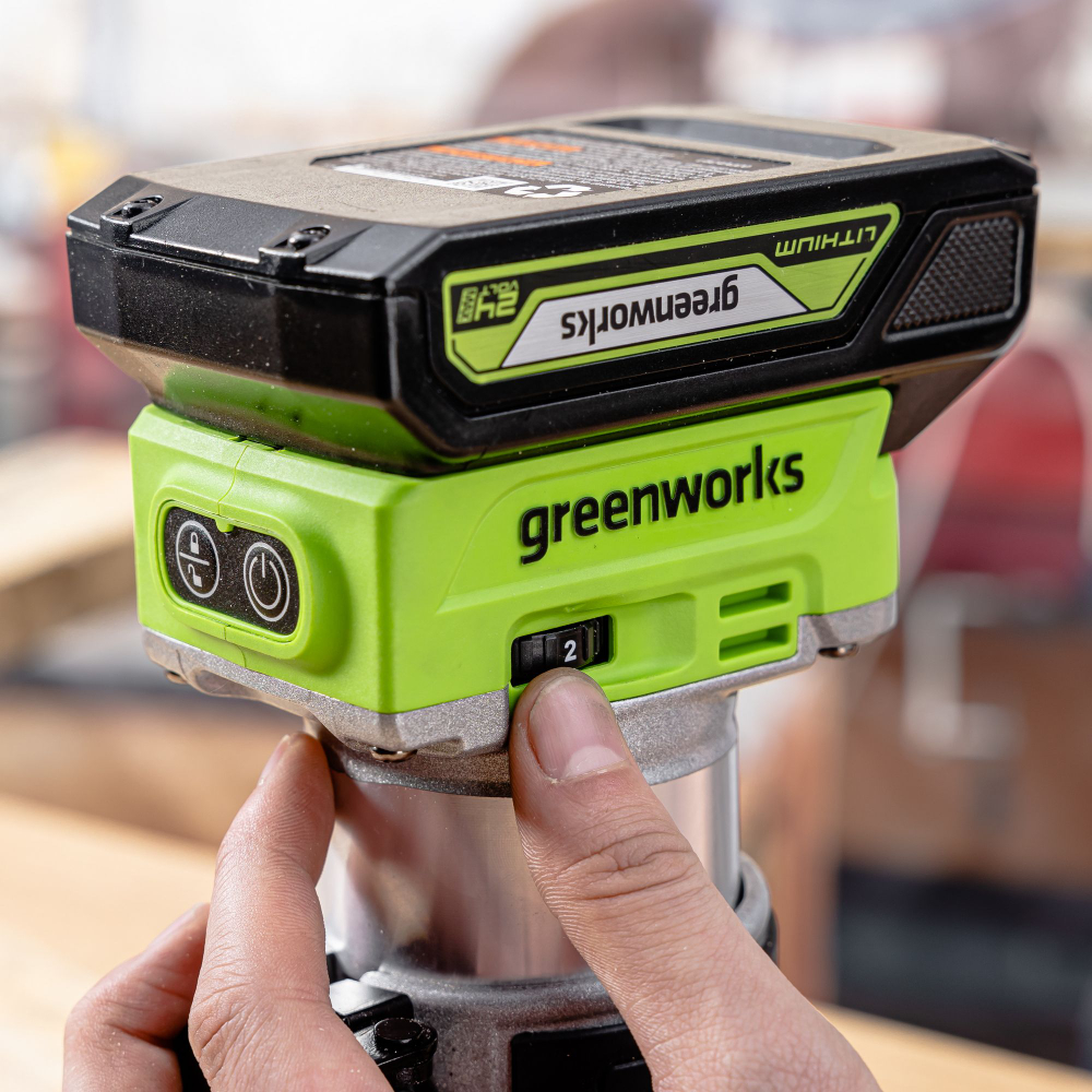 Фрезер кромочный Greenworks G24RO, 24V, б/щет,1х2Ач, ЗУ, 3502507CUA