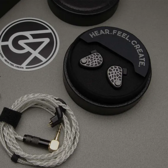 64 Audio U18s