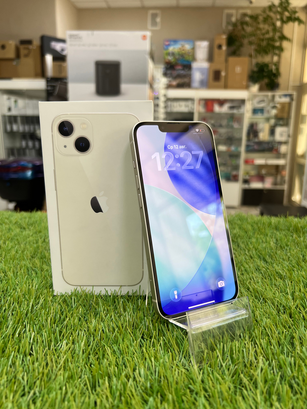 Б/У iPhone 13 128Gb Starlight