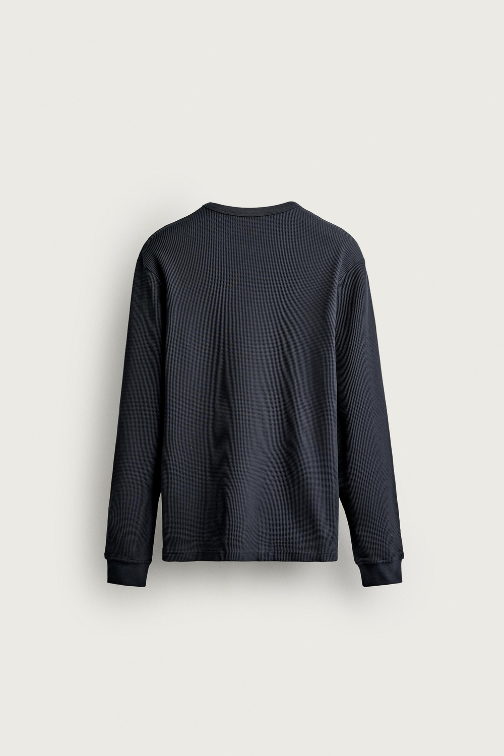 ZARA ФУТБОЛКА REGULAR FIT ИЗ ВАФЕЛЬНОГО ТРИКОТАЖА, СЕРО-СИНИЙ