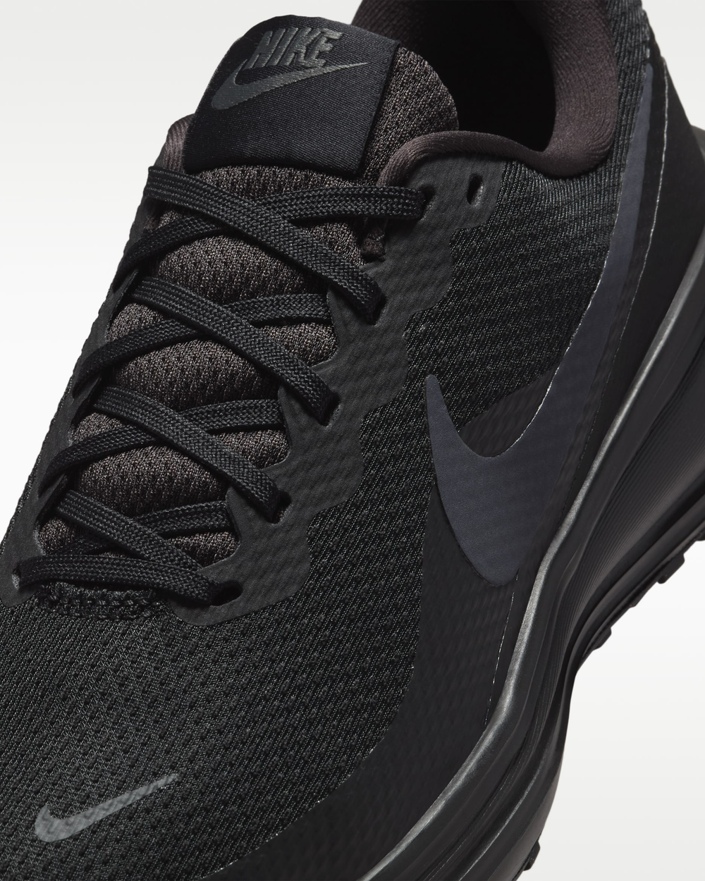 Женские кроссовки для бега по шоссе Nike Revolution 8 - Nike