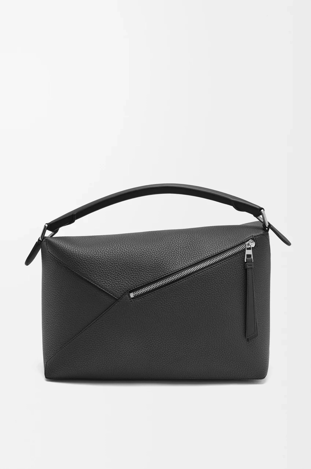 Loewe Большая сумка Puzzle Edge из зернистой телячьей кожи, черный
