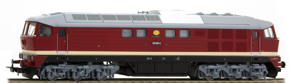 Тепловоз BR 130 001-012 DR IV