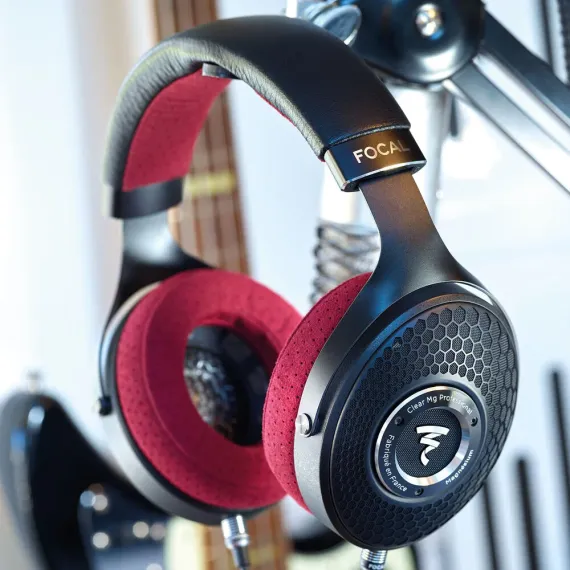 Focal Clear Mg Professional